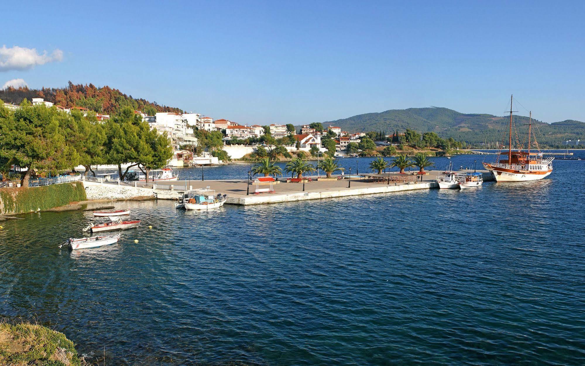 Marmaras Blue Sea Hotel Neos Marmaras Buitenkant foto